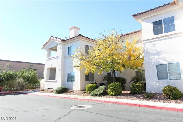 $1,450 | 2100 Black Island Street, Unit 102, Las Vegas, NV 89128