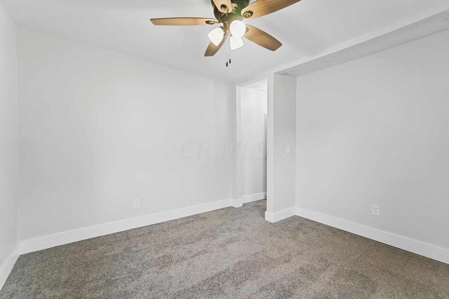 4731 York Road Southwest Pataskala, OH 43062 - Photo 29 of 43 50044156-026_web