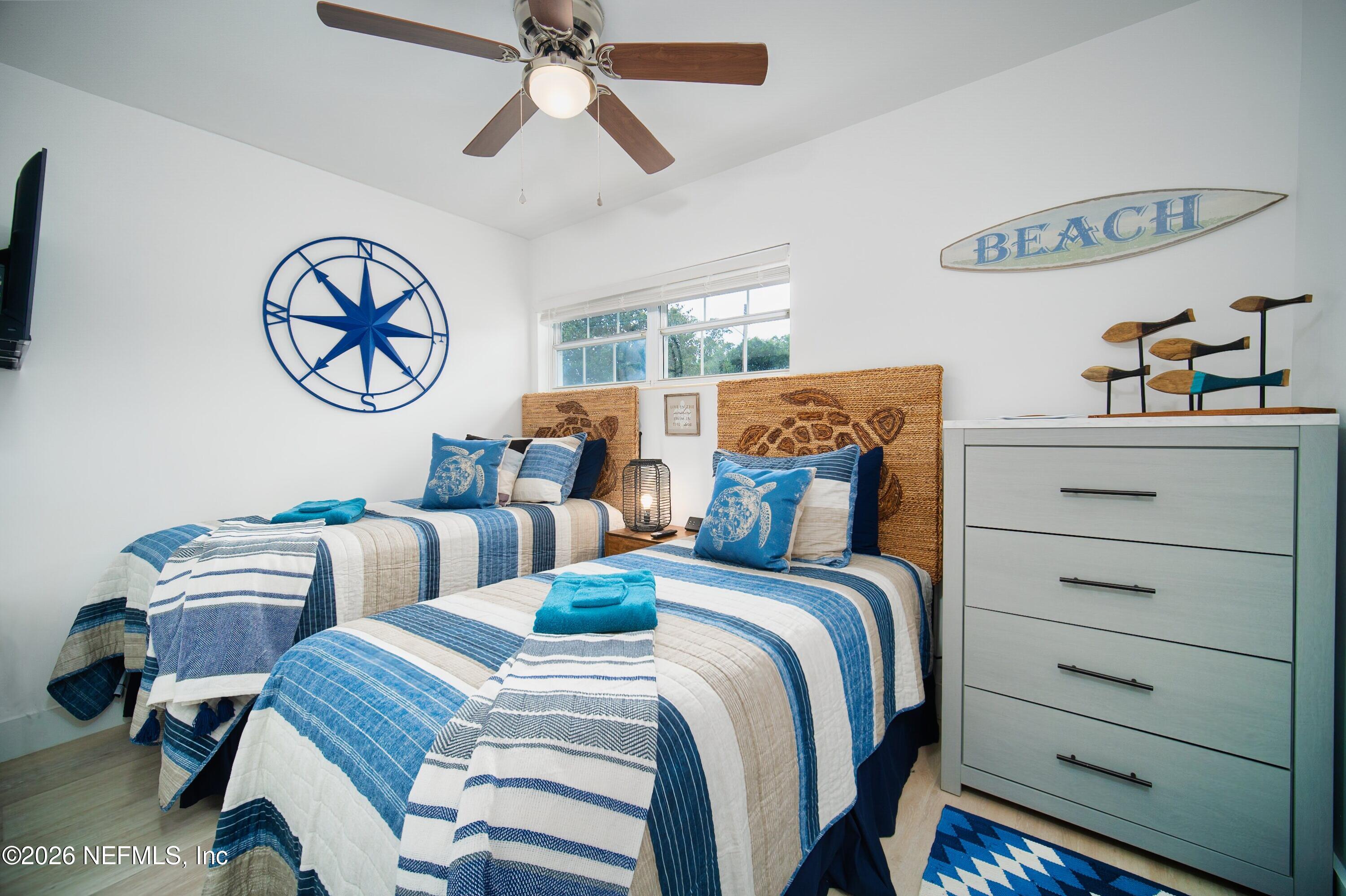 1338 Pinewood Road Jacksonville Beach, FL 32250 - Photo 15 of 28 1338 Pinewood Rd - 36