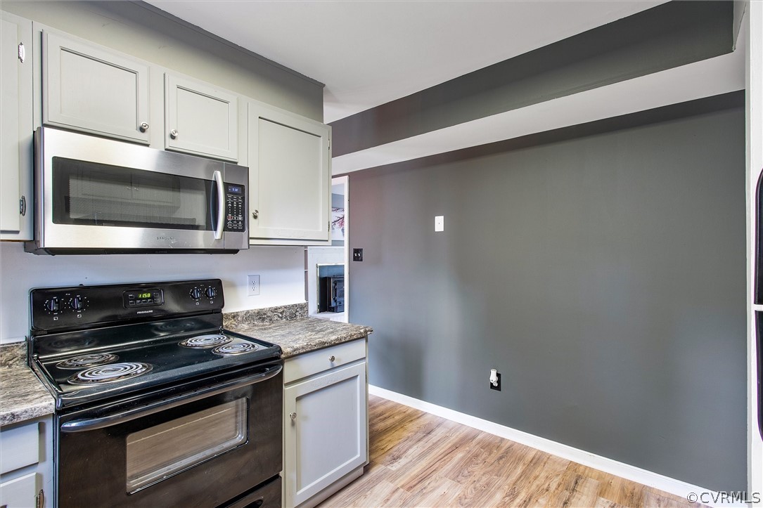 6149 Omo Road North Chesterfield, VA 23234 - Photo 13 of 26 Kitchen with all appliances
