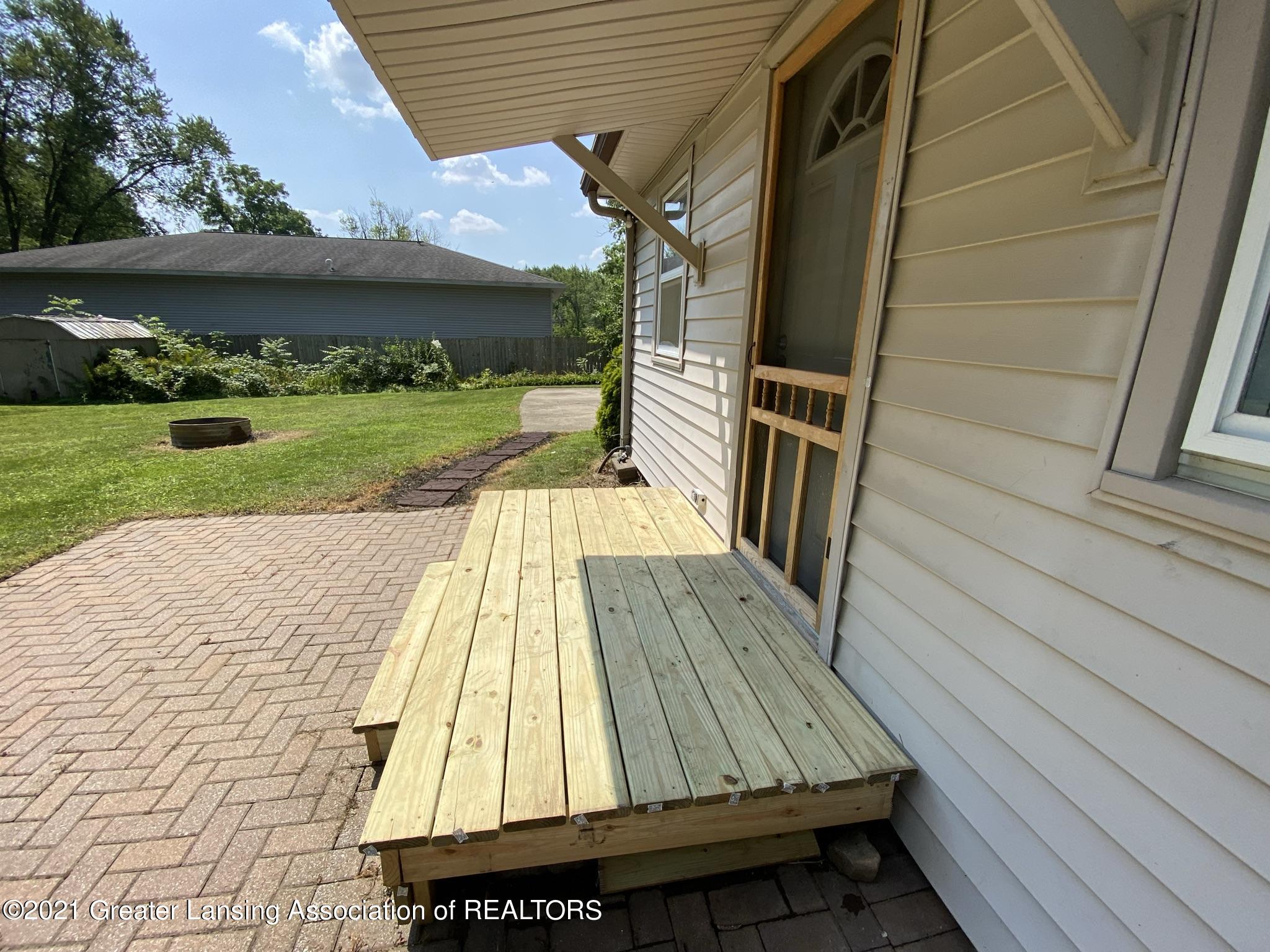 2920 Clinton Road Lansing, MI 48906 - Photo 23 of 27 IMG_6220
