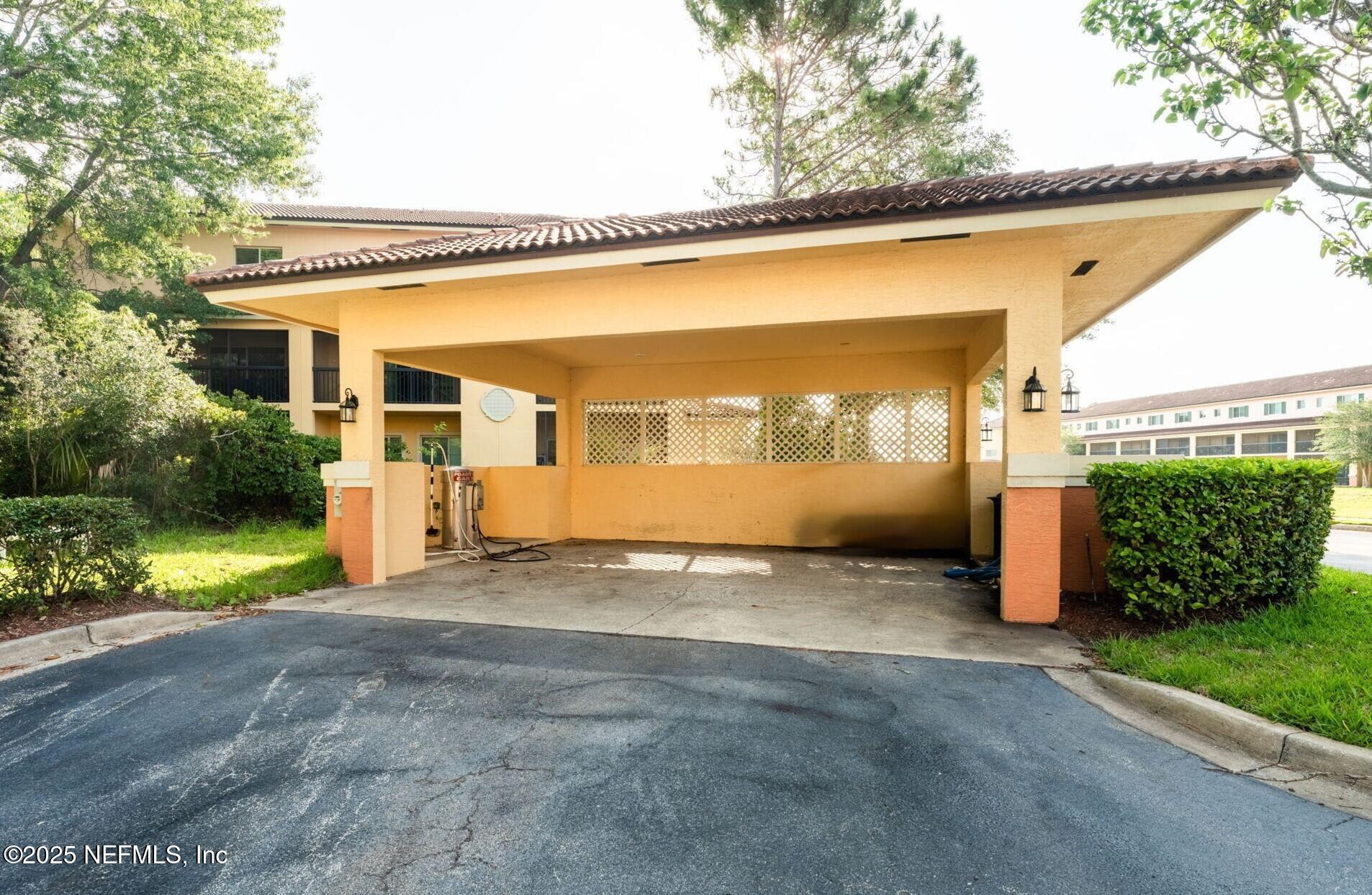 9745 Touchton Road, Unit 630 Jacksonville, FL 32246 - Photo 51 of 56 Car Wash Area