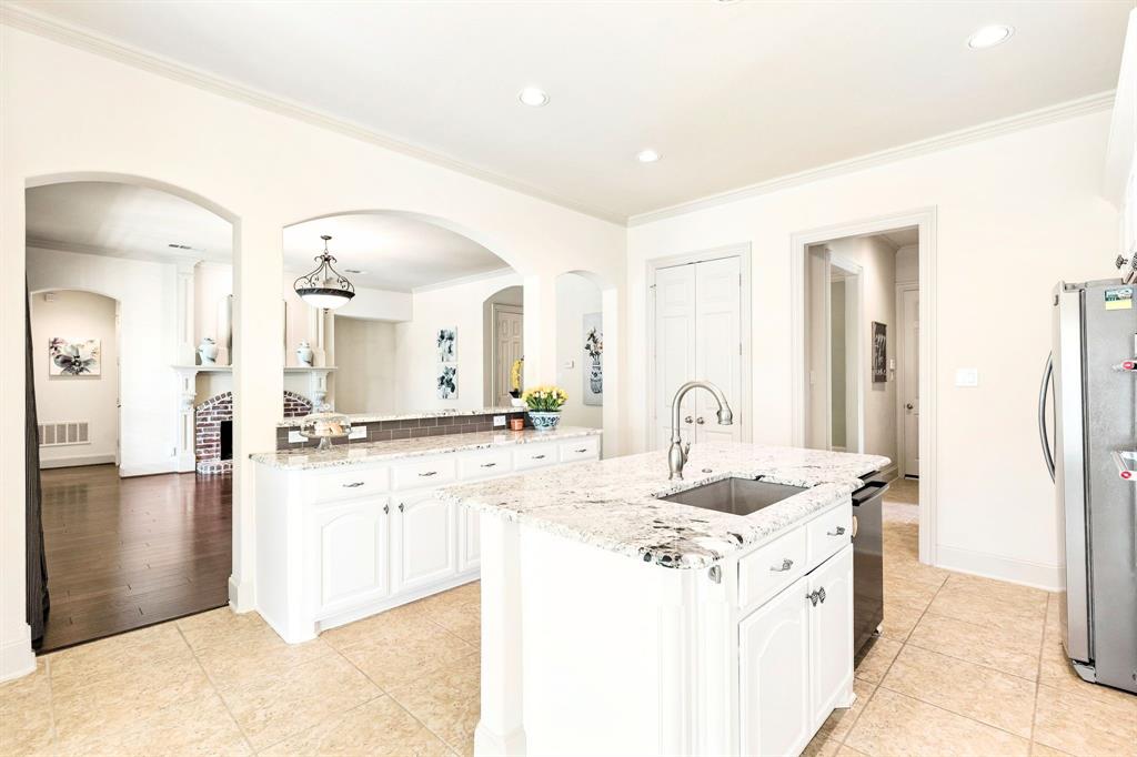 2612 Ranchview Drive Richardson, TX 75082 - Photo 12 of 40