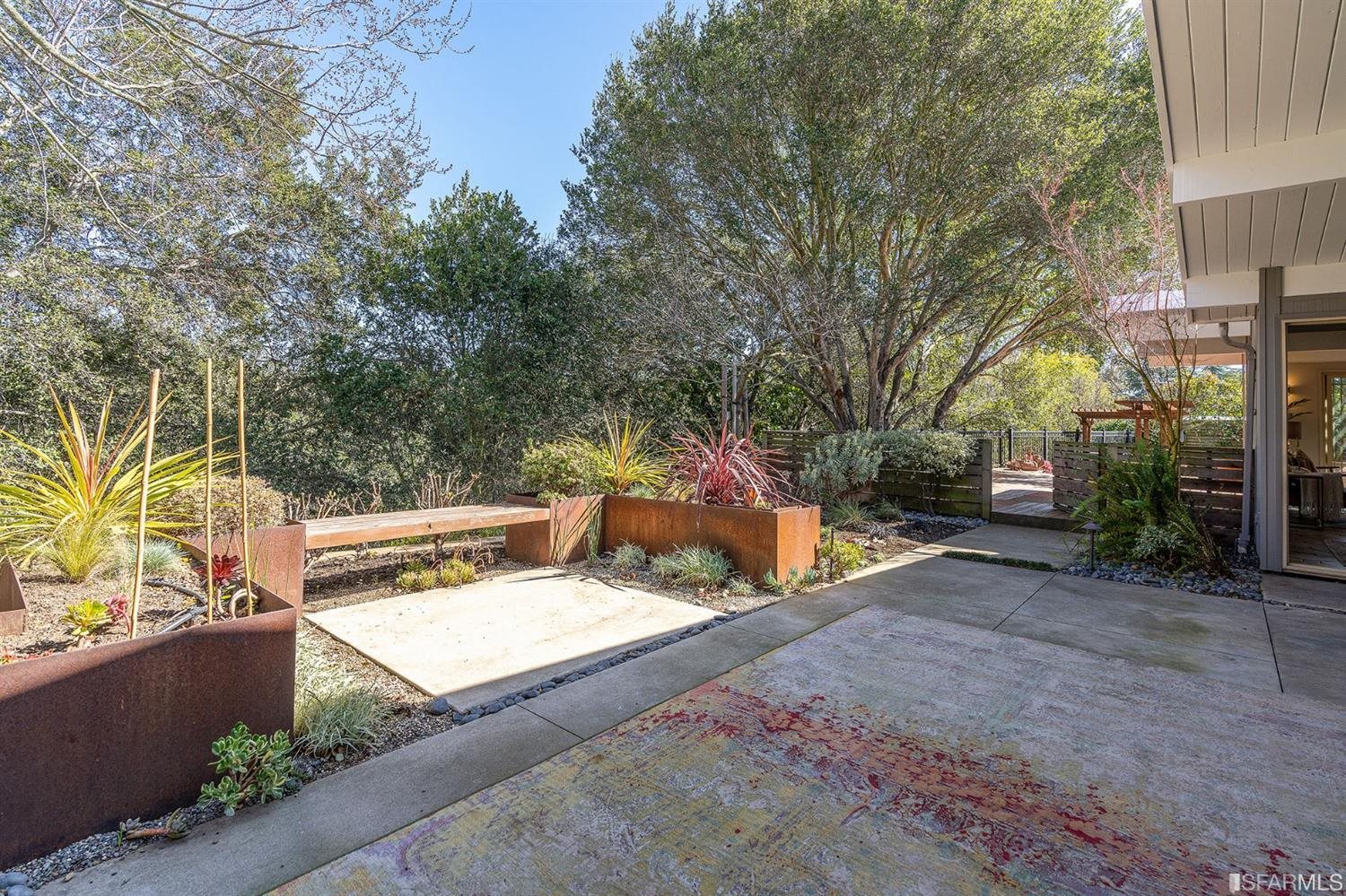 5625 Greenridge Road Castro Valley, CA 94552 - Photo 29 of 56 Gallery Image 29