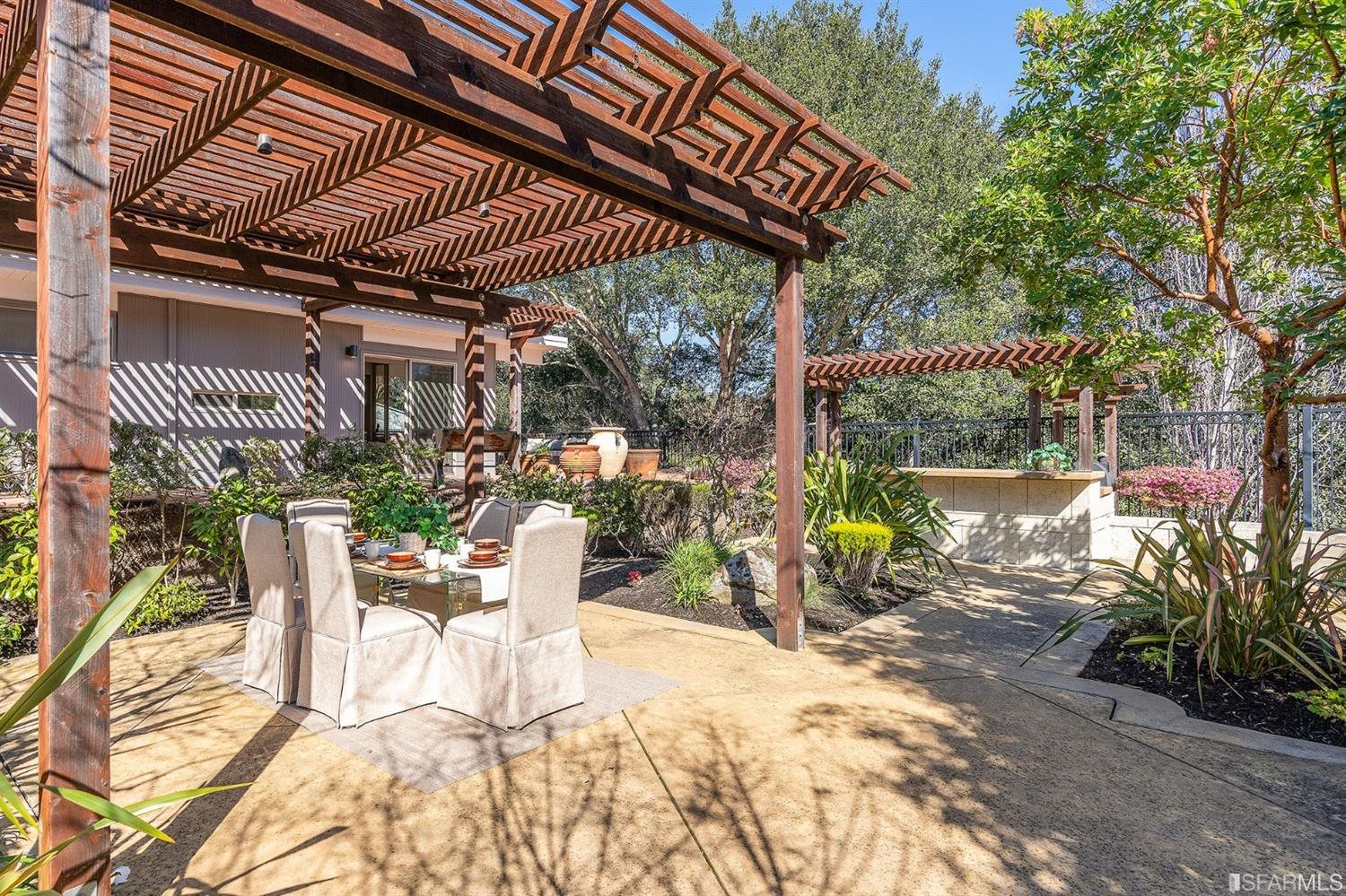 5625 Greenridge Road Castro Valley, CA 94552 - Photo 39 of 56 Gallery Image 39