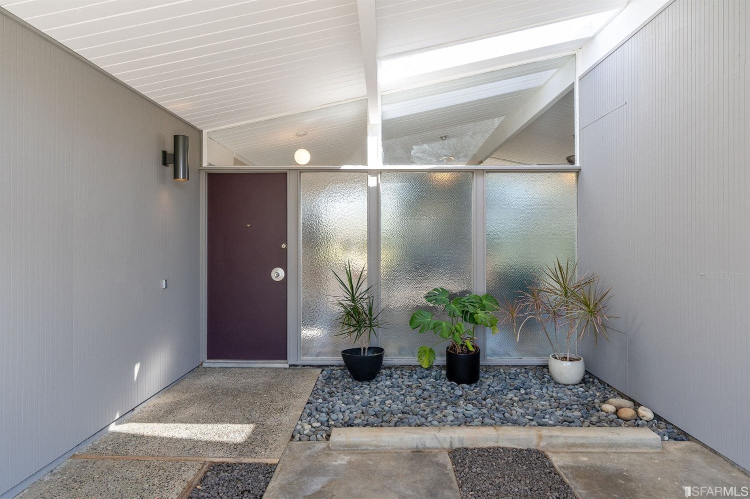 5625 Greenridge Road Castro Valley, CA 94552 - Photo 4 of 56 Gallery Image 4