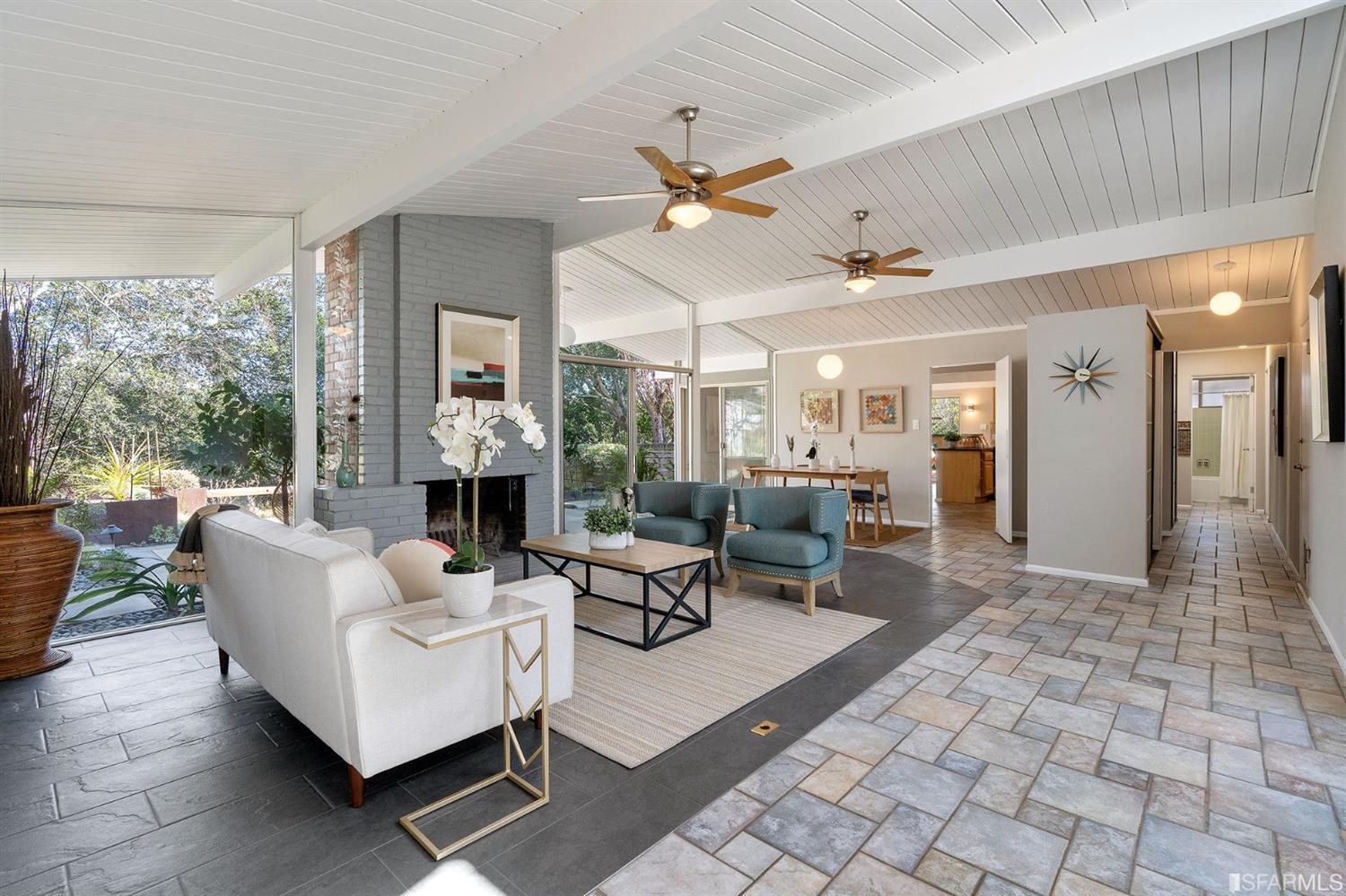 5625 Greenridge Road Castro Valley, CA 94552 - Photo 5 of 56 Gallery Image 5