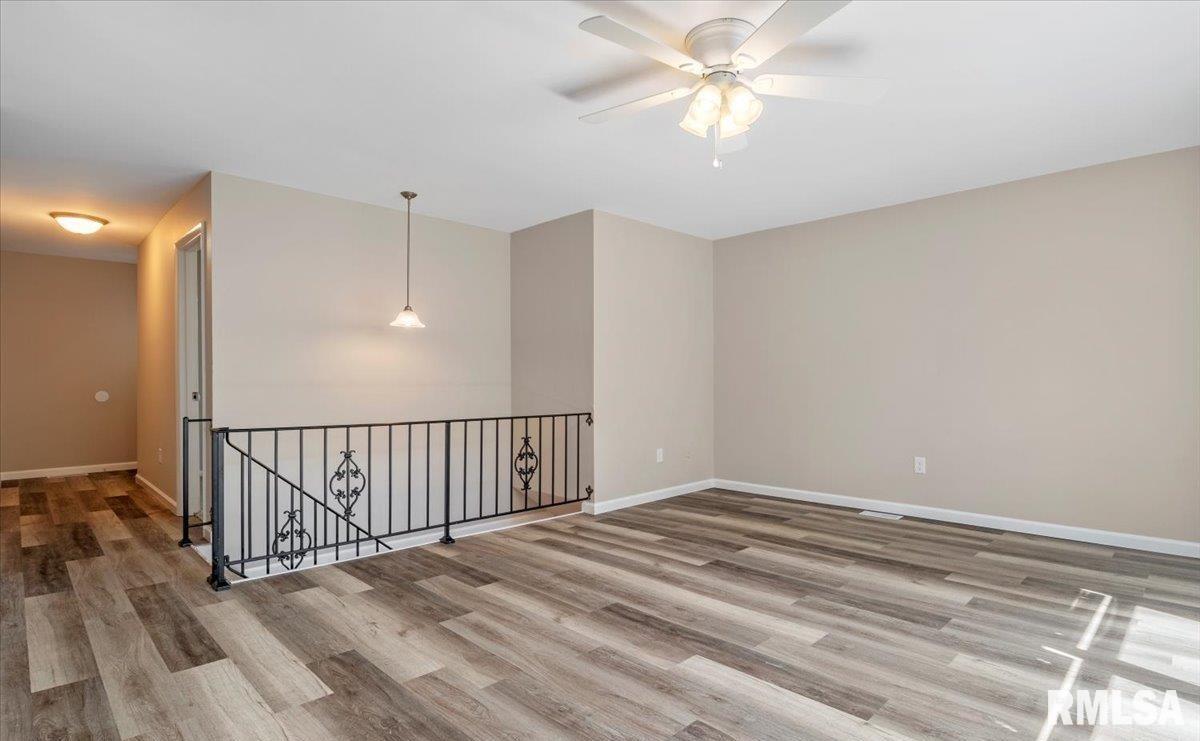 32 Sundowner Lane Springfield, IL 62711 - Photo 5 of 39