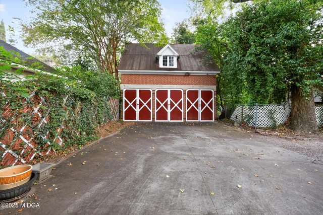 $548,400 | 3341 Ridge Avenue, Macon, GA 31204