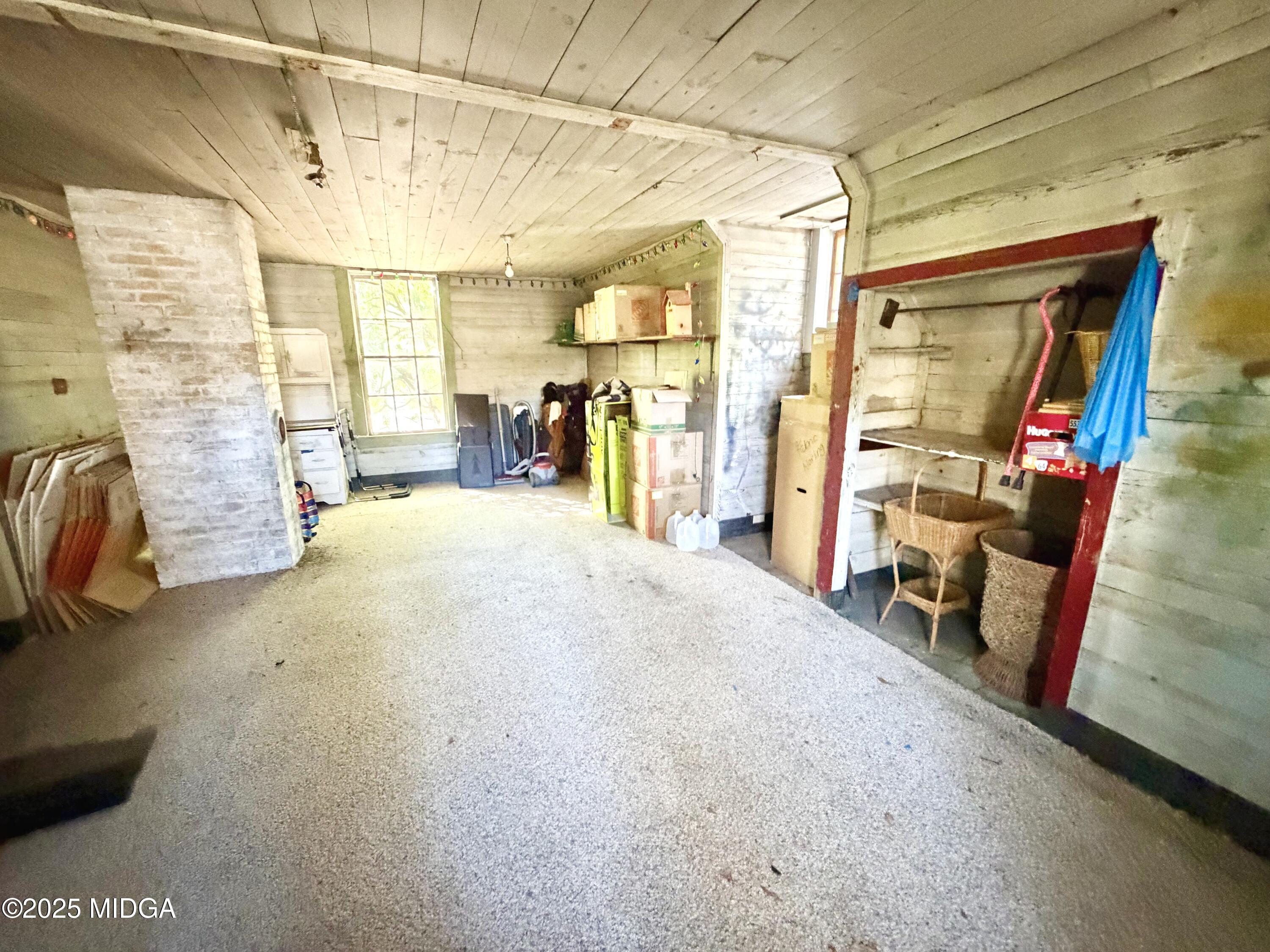 3341 Ridge Avenue Macon, GA 31204 - Photo 36 of 46 a view of a room with gym equipment