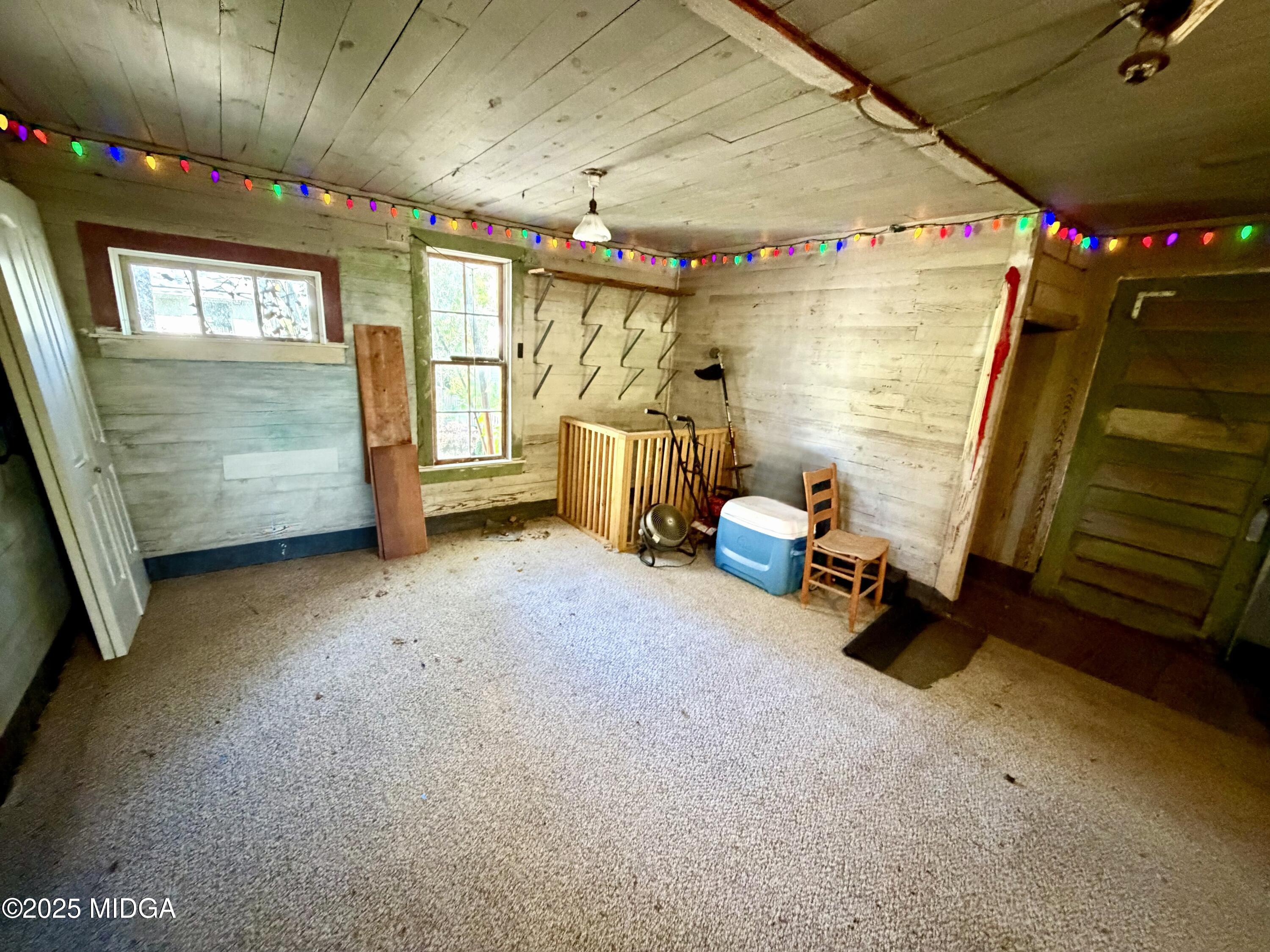 3341 Ridge Avenue Macon, GA 31204 - Photo 38 of 46 a view of a room with gym equipment