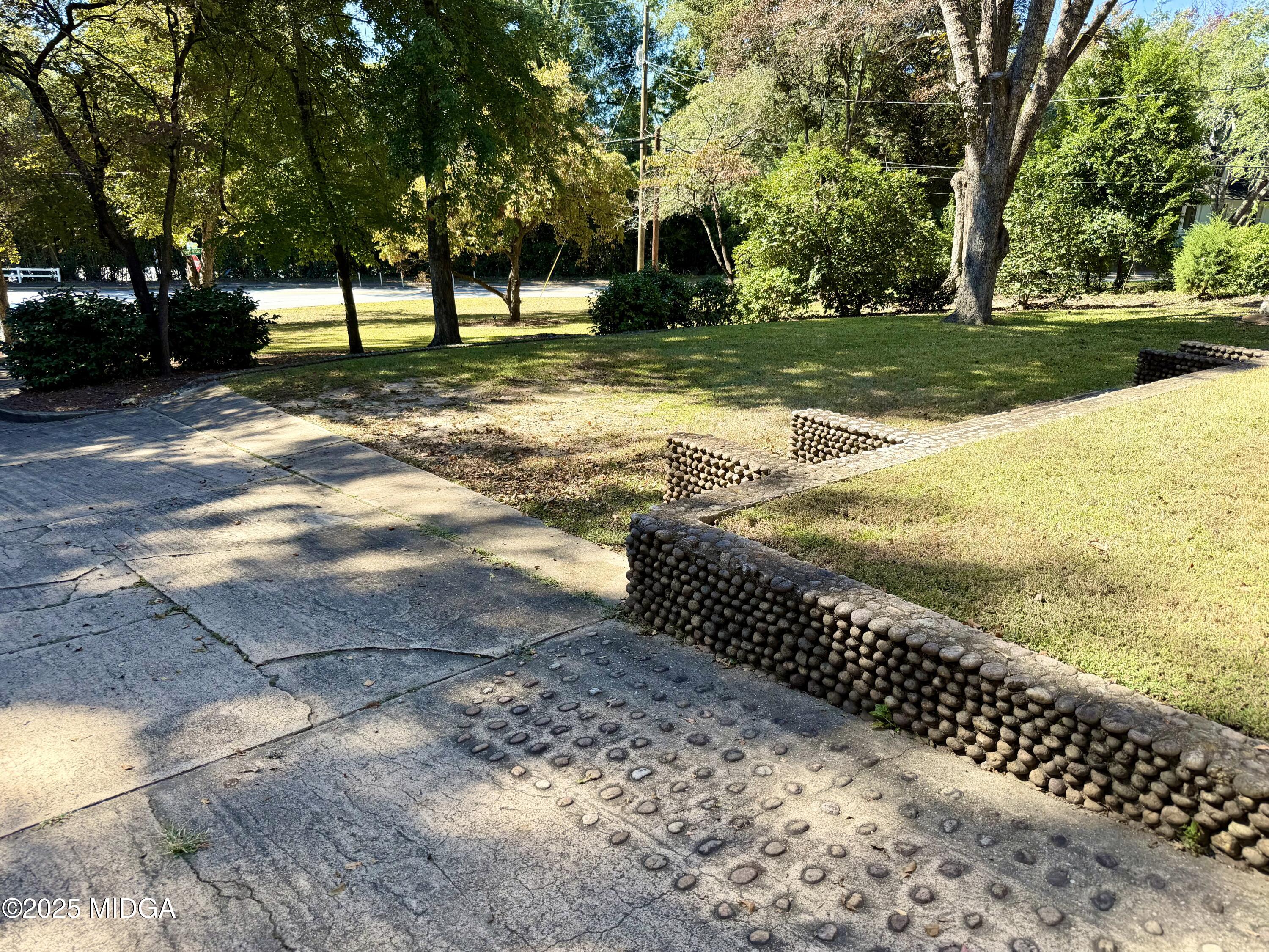 3341 Ridge Avenue Macon, GA 31204 - Photo 40 of 46 a view of a yard with an trees