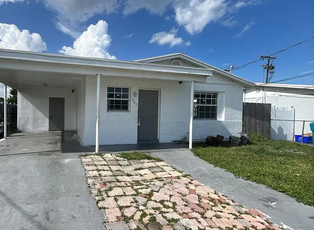 $2,250 | 407 Northwest 13th Avenue, Boynton Beach, FL 33435