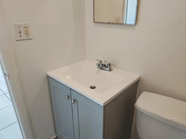 $2,250 | 407 Northwest 13th Avenue, Boynton Beach, FL 33435