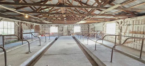 $459,900 | 4555 Elwood Road, Taylor, NY 13040