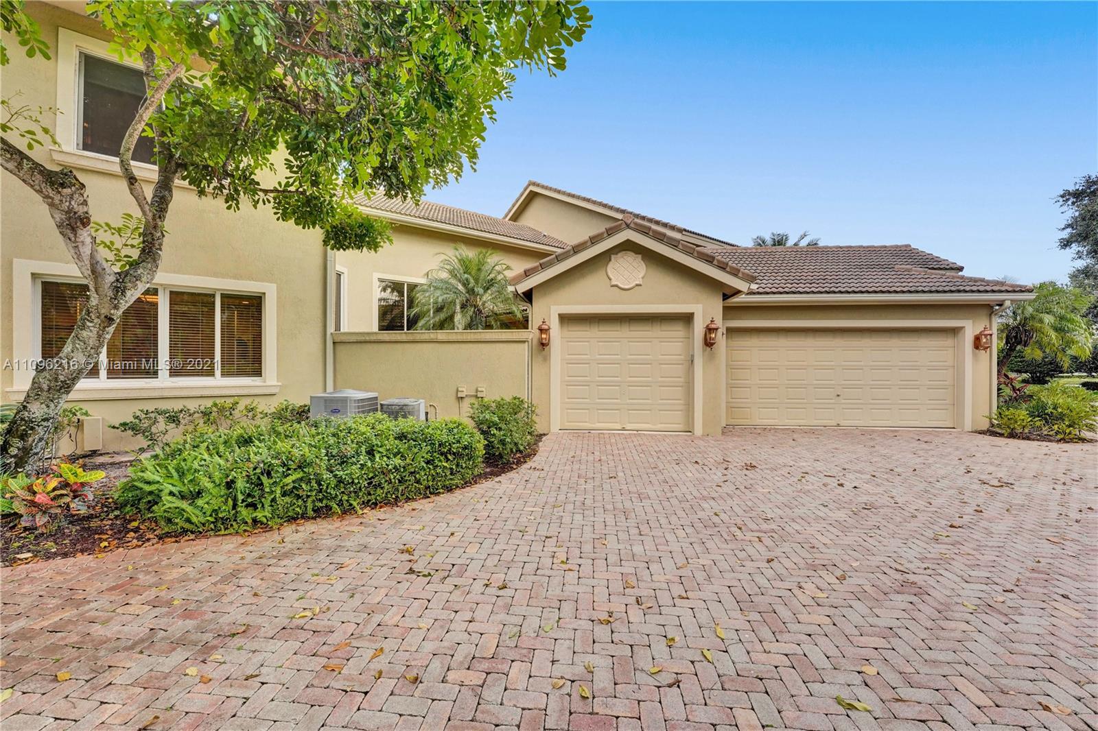 2755 Paddock Road Weston, FL 33331 - Photo 49 of 51