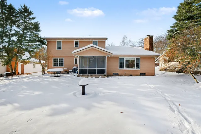 $500,000 | 2260 Elmridge Drive Northwest, Grand Rapids, MI 49504