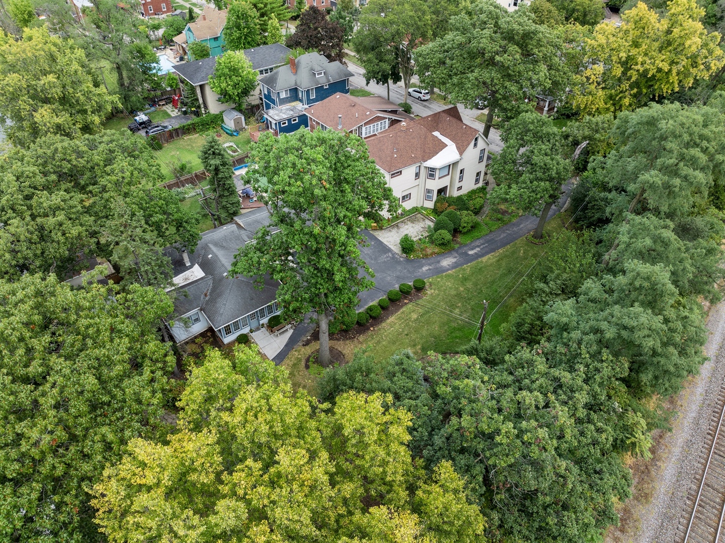 8 West Avenue Riverside, IL 60546 - Photo 19 of 29