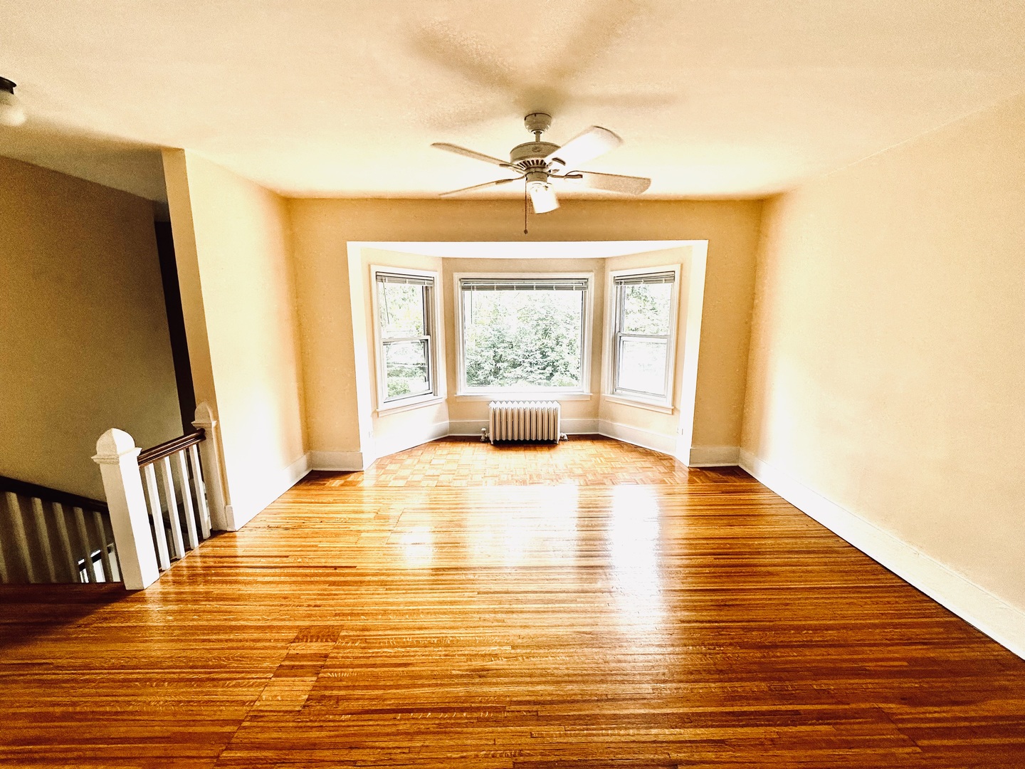 8 West Avenue Riverside, IL 60546 - Photo 4 of 29