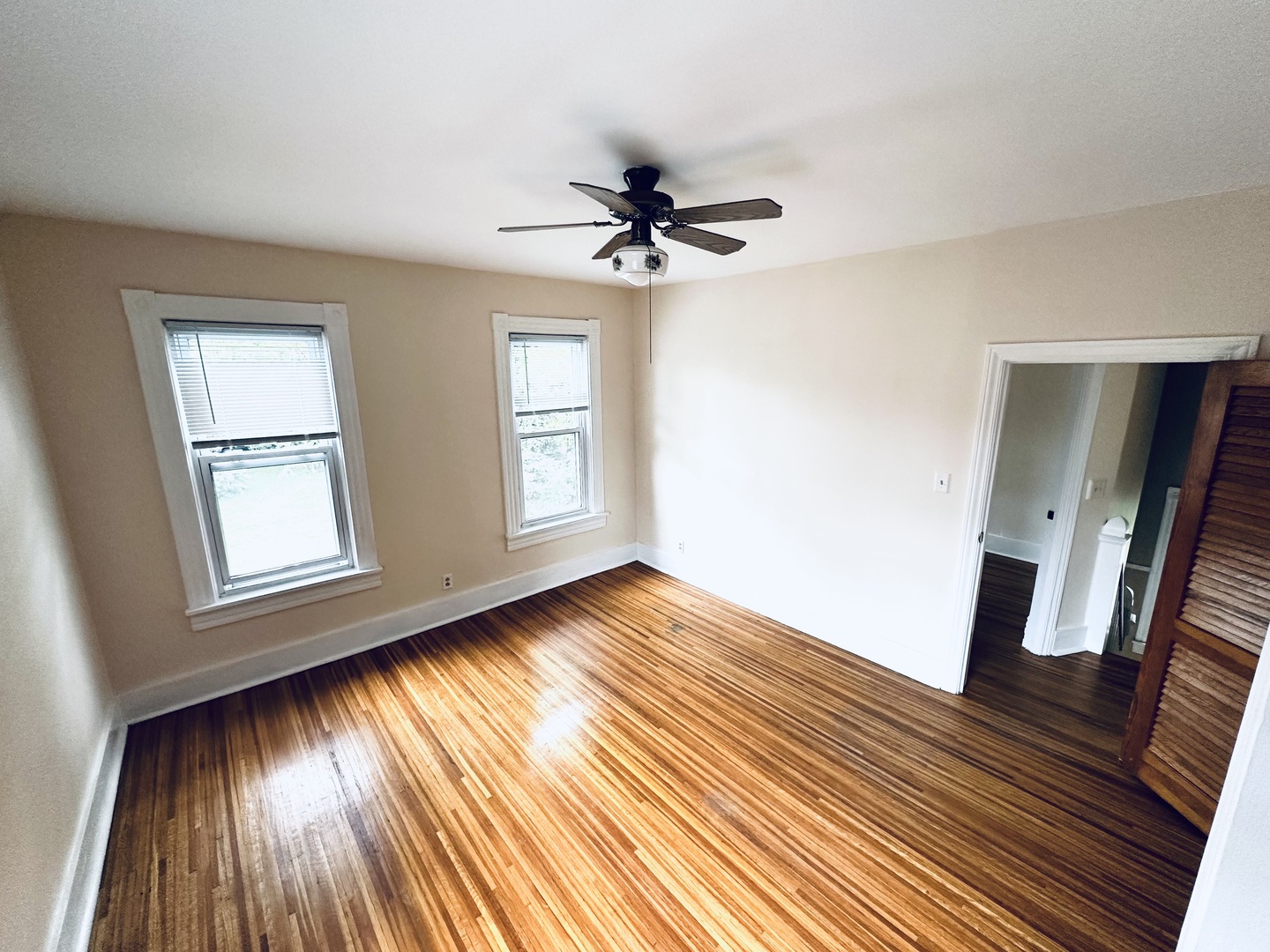 8 West Avenue Riverside, IL 60546 - Photo 6 of 29