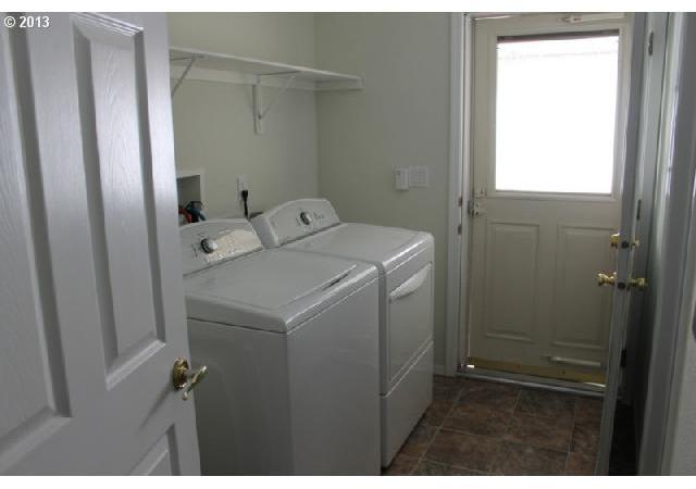 44214 Fuzzy Mullien Road Baker City, OR 97814 - Photo 10 of 16 Gallery Image 10