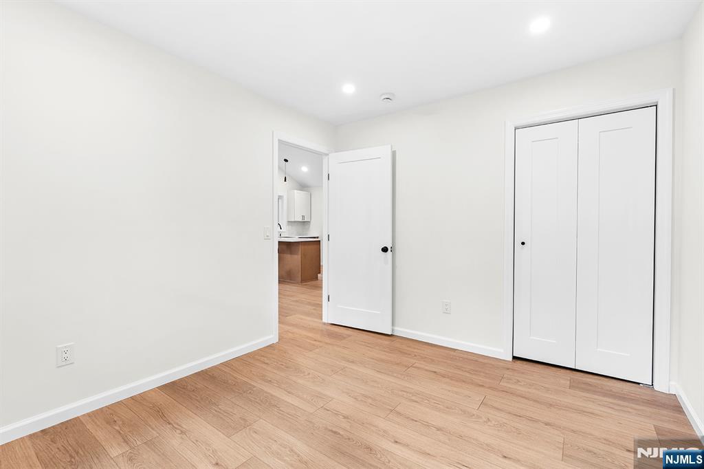 39 Old Road Ringwood, NJ 07456 - Photo 15 of 27