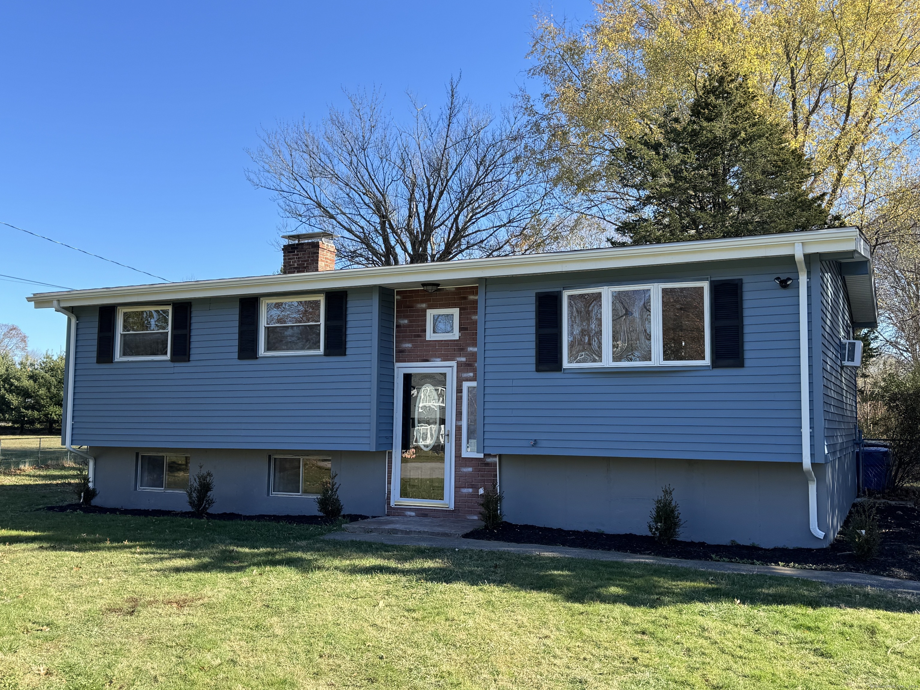 4 Model Park Road Ledyard, CT 06339 - Photo 1 of 1