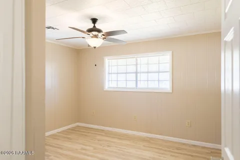 $185,000 | 1058 South Berwick Avenue, Basile, LA 70515
