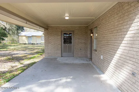 $185,000 | 1058 South Berwick Avenue, Basile, LA 70515