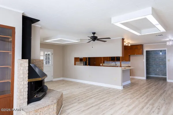 $185,000 | 1058 South Berwick Avenue, Basile, LA 70515