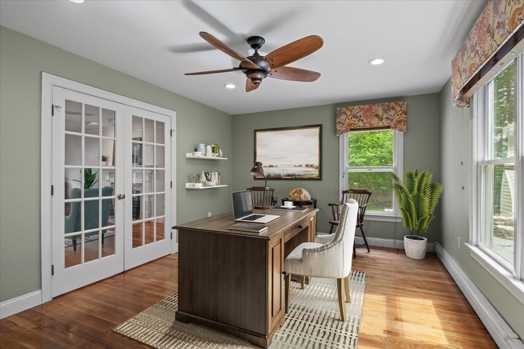 17 Bridle Path Walpole, MA 02081 - Photo 18 of 40