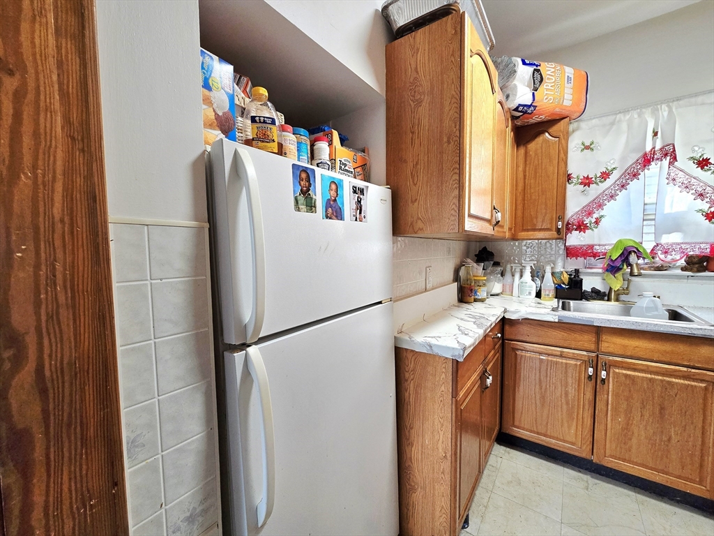14 Harding Avenue Everett, MA 02149 - Photo 11 of 40