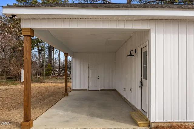 $299,000 | 206 South Wall Street, Benson, NC 27504