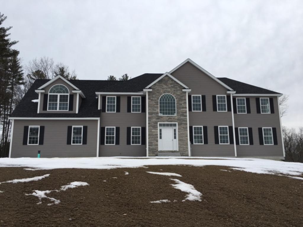 629-63 Ryan Farm Road Windham, NH 03087 - Photo 1 of 5