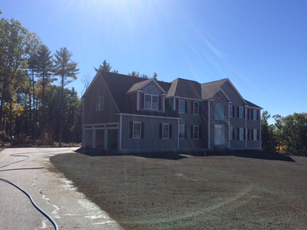 629-63 Ryan Farm Road Windham, NH 03087 - Photo 2 of 5