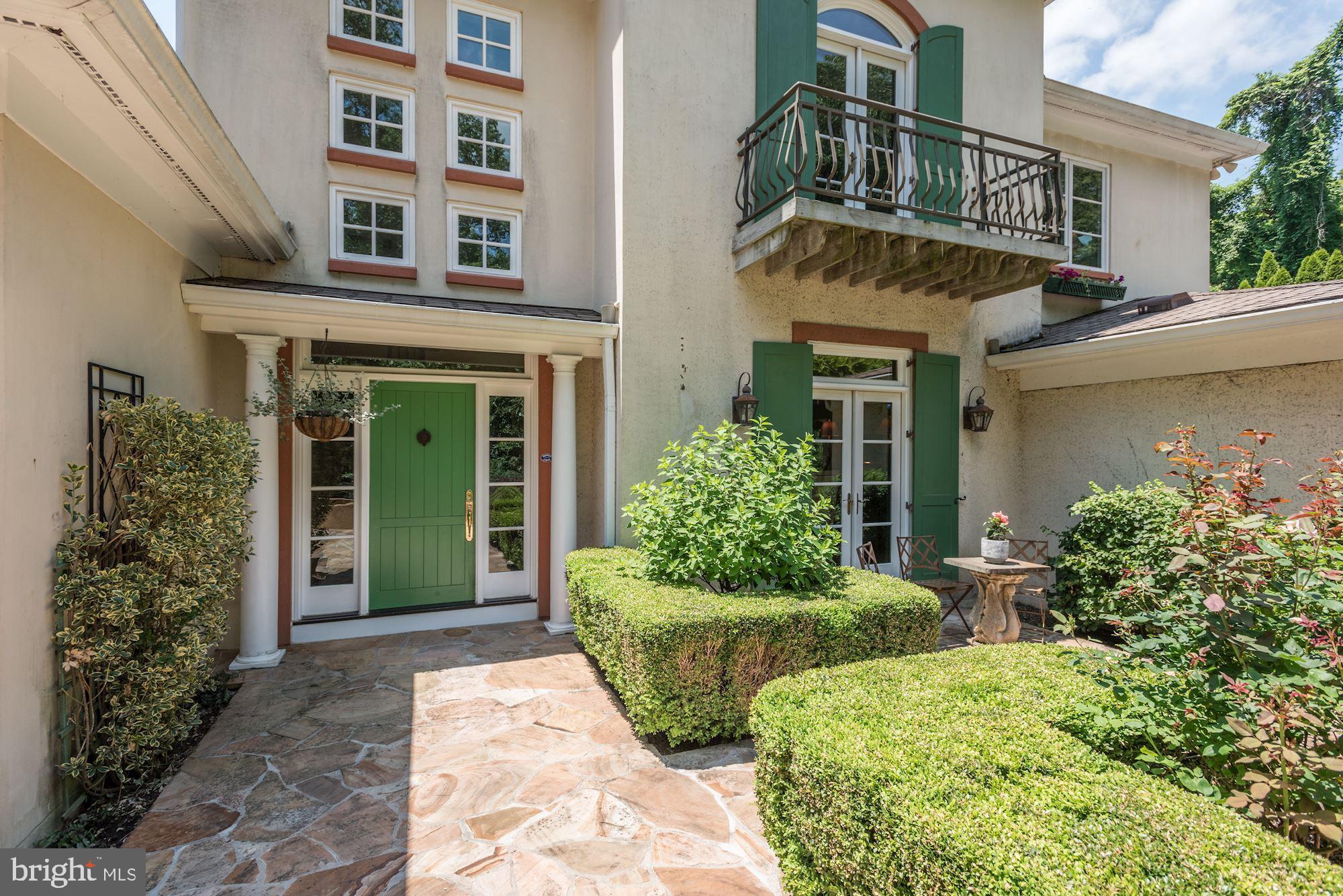1127 Bellview Road McLean, VA 22102 - Photo 3 of 44 Welcoming Entrance & Terrace off of Dining Room