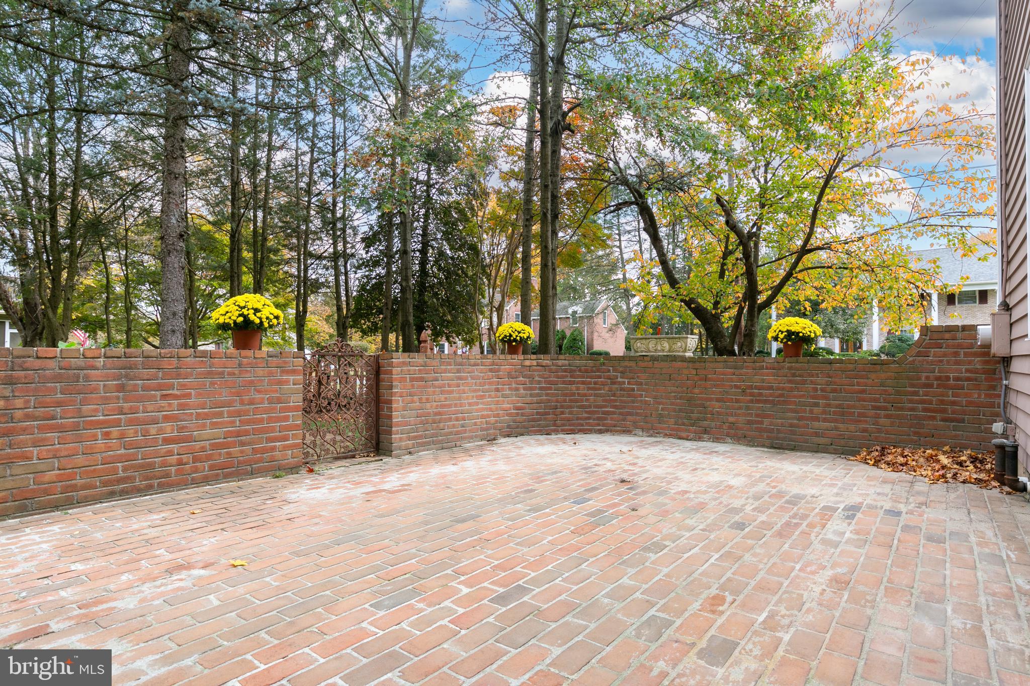 25 Bala Road Cherry Hill, NJ 08002 - Photo 3 of 54 Brick Patio