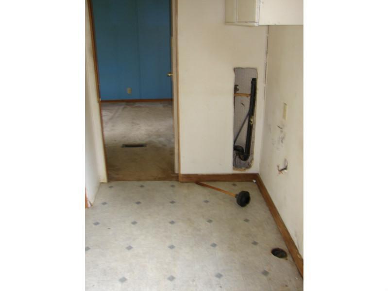 9 Green Road Madison, ME 04950 - Photo 6 of 10 Laundry Room/Area.