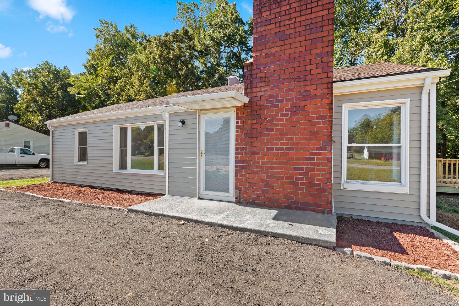 25387 Three Notch Road Hollywood, MD 20636 - Photo 8 of 31 Gallery Image 8
