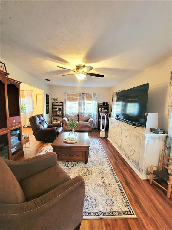 1605 Booth Street Waycross, GA 31501 - Photo 4 of 28