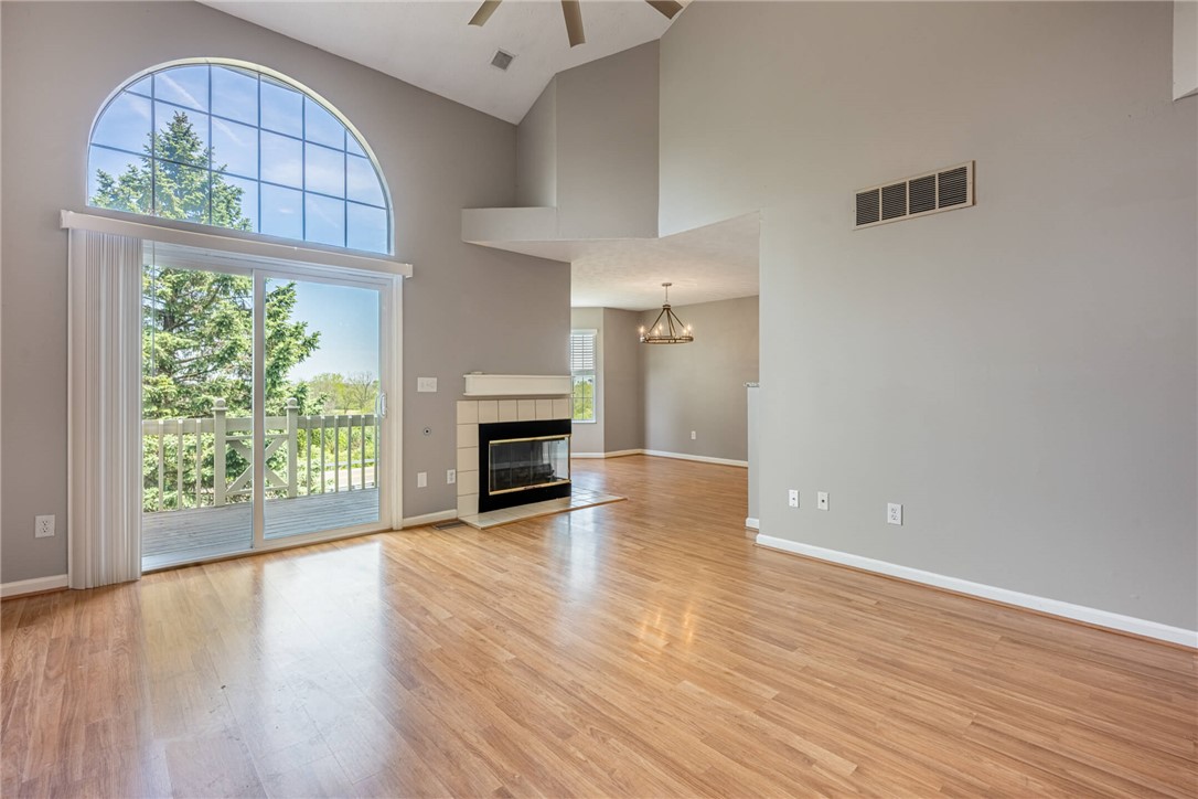 3913 East Summit Ridge Drive Beavercreek, OH 45430 - Photo 5 of 39