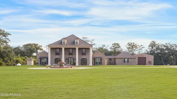 $1,425,000 | 7503 Sugar Oaks Road, New Iberia, LA 70563