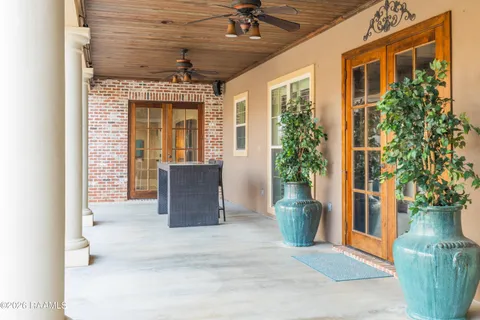 $1,425,000 | 7503 Sugar Oaks Road, New Iberia, LA 70563