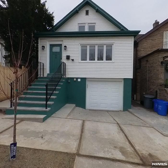 508 Fairview Terrace Ridgefield, NJ 07657 - Photo 1 of 22