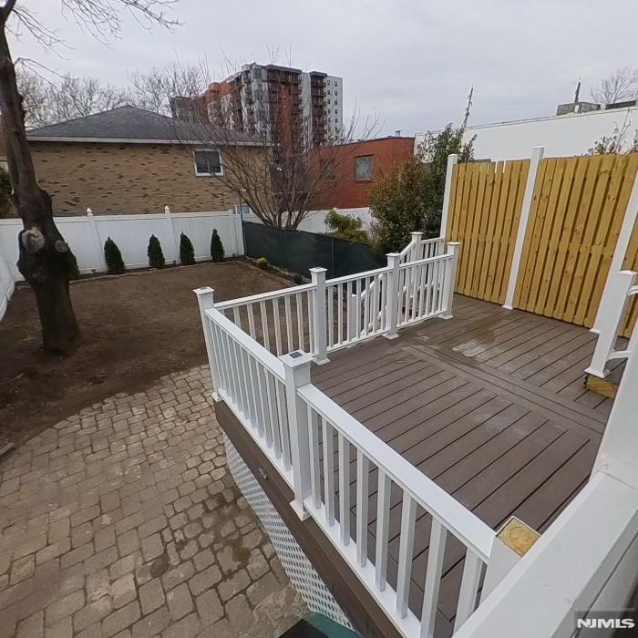 508 Fairview Terrace Ridgefield, NJ 07657 - Photo 12 of 22