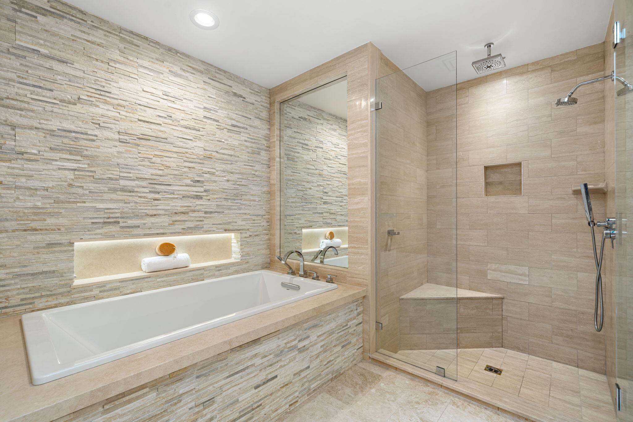74 Mayfair Drive Rancho Mirage, CA 92270 - Photo 32 of 64 Primary ensuite #1