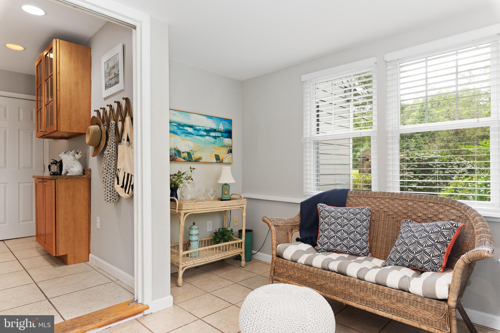 1606 St Margarets Road Annapolis, MD 21409 - Photo 23 of 50 Sunroom/ den