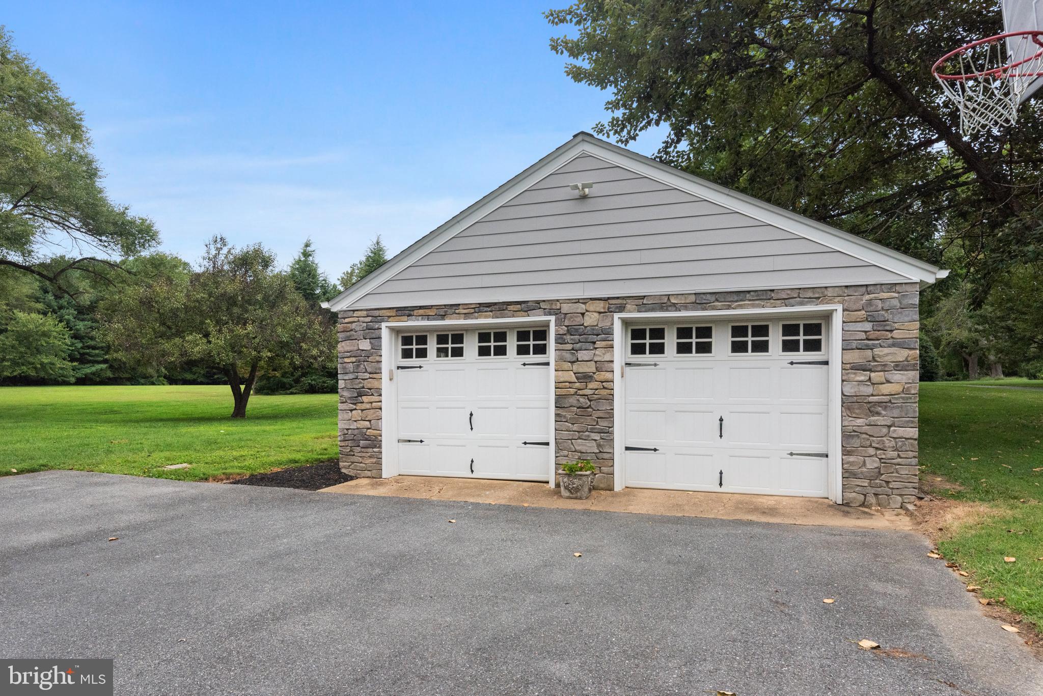 1606 St Margarets Road Annapolis, MD 21409 - Photo 45 of 50 Oversized 2 car garage allows extra parking spaces