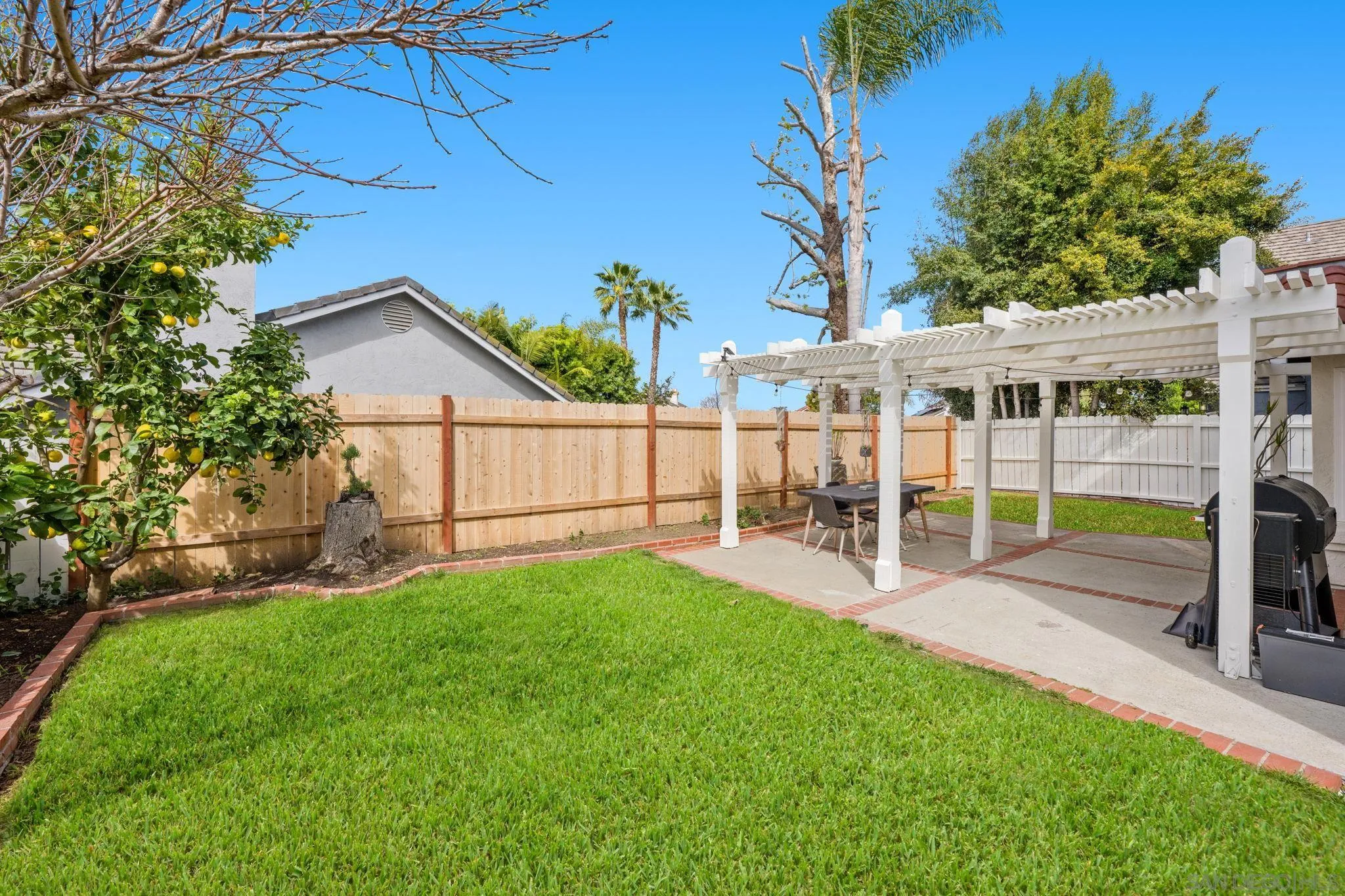 5392 Blackberry Way Oceanside, CA 92057 - Photo 32 of 37