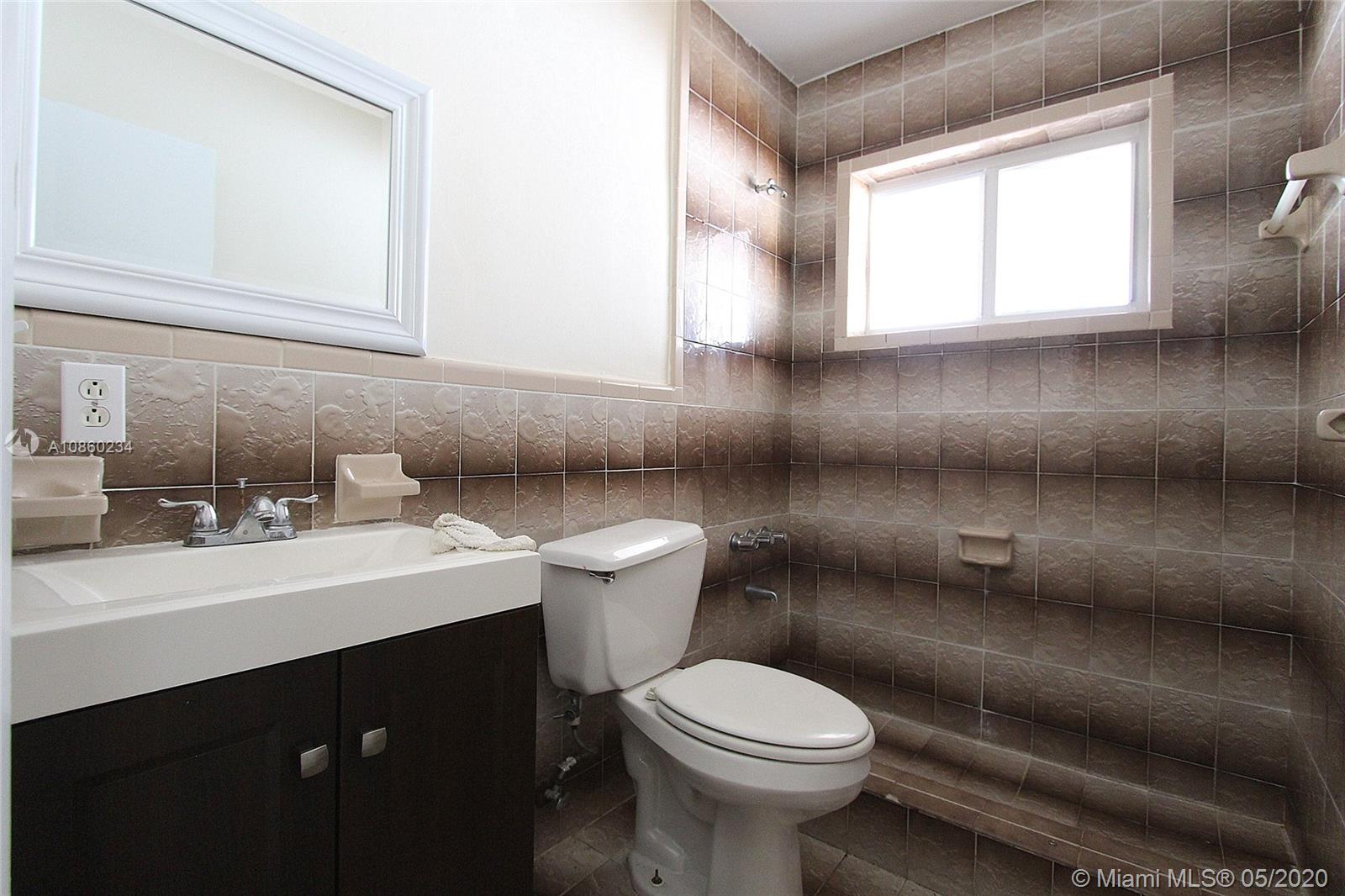 11233 Southwest 7th Street Miami, FL 33174 - Photo 13 of 16 Gallery Image 13